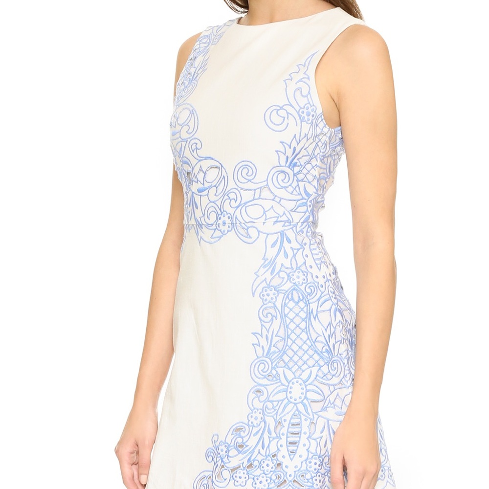 Alice + Olivia Malin Embroidered dress